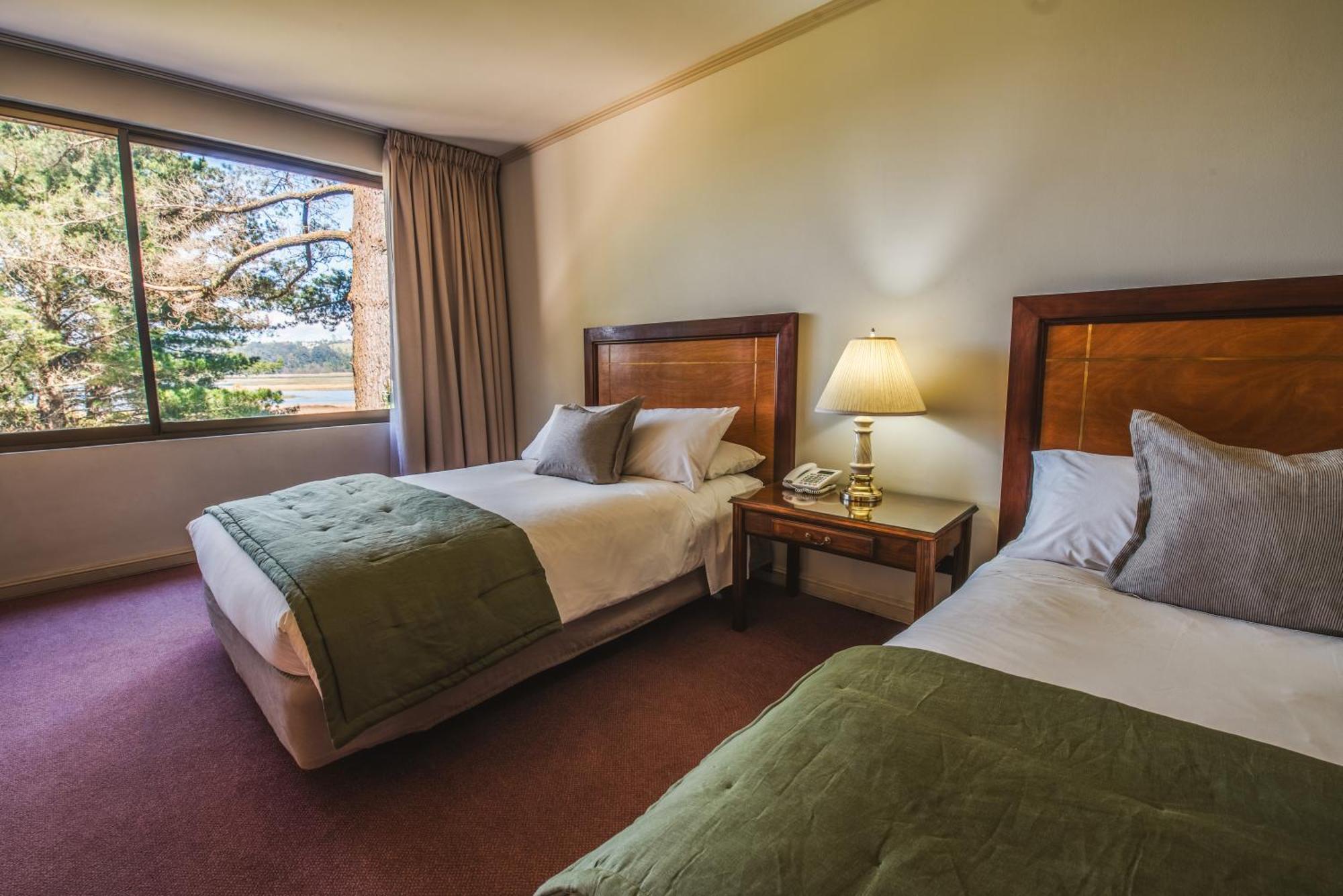 Hotel Puerta Del Sur Valdivia Buitenkant foto
